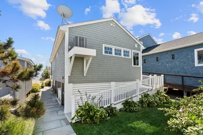 16 Shoreline Drive #16, Stratford, CT 06615 - Photo 3