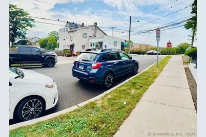 8 Wardwell Street #APT 6, Stamford, CT 06902 - Photo 11