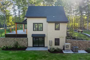 703 Fox Hopyard Rd, East Haddam, CT 06423 - Photo 9