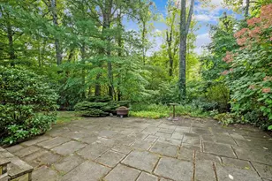 2 Muirfield Ln, Avon, CT 06001 - Photo 3