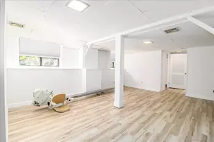 664 Osage Ln, Stratford, CT 06614 - Photo 31