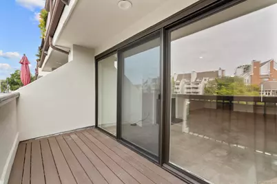 105 Harbor Drive #117, Stamford, CT 06902 - Photo 13