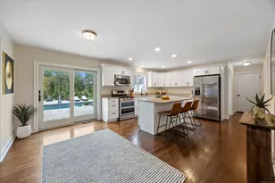 33 Justine Dr, North Haven, CT 06473 - Photo 5