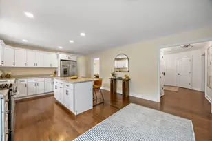 33 Justine Dr, North Haven, CT 06473 - Photo 7