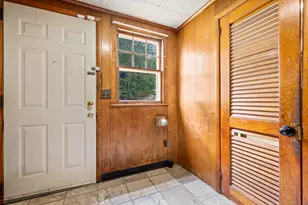 16 Whitney St, East Hartford, CT 06118 - Photo 21