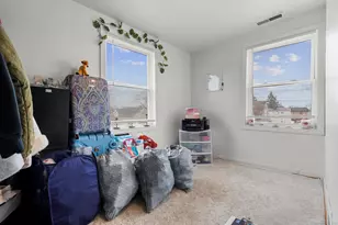 66 Roosevelt Ave, Stratford, CT 06615 - Photo 9