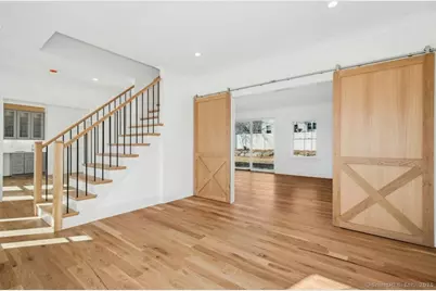 210 Pansy Road, Fairfield, CT 06824 - Photo 9