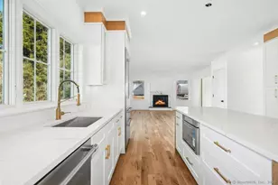 210 Pansy Rd, Fairfield, CT 06824 - Photo 3