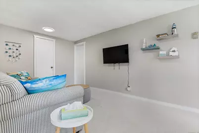 176 B Shore Road #B, Clinton, CT 06413 - Photo 15