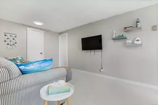 176 B Shore Rd, Clinton, CT 06413 - Photo 15