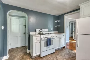 741 South Quaker Ln, West Hartford, CT 06110 - Photo 21