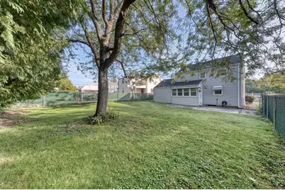 741 South Quaker Lane, West Hartford, CT 06110 - Photo 7