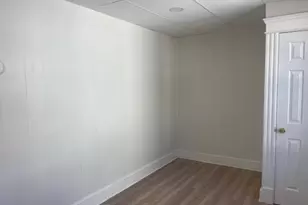 90 Waterville St, Waterbury, CT 06710 - Photo 9