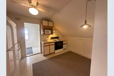 26 B Hillcrest Road, East Lyme, CT 06357 - Photo 5