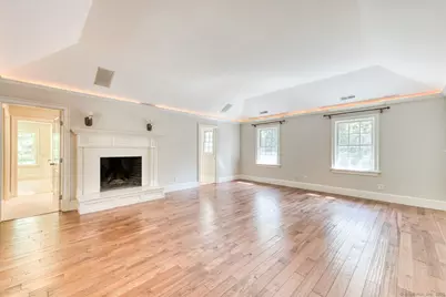 25 Hermit Lane, Westport, CT 06880 - Photo 19