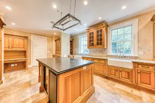 25 Hermit Ln, Westport, CT 06880 - Photo 17