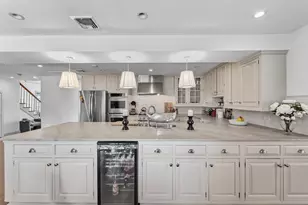 74 Rogers Rd, Stamford, CT 06902 - Photo 7