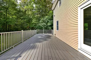 28 Seymour Rd, Woodbridge, CT 06525 - Photo 5