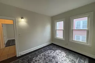 72 Sterling St, Hartford, CT 06154 - Photo 5