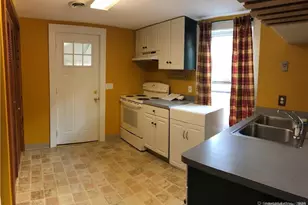 22 Park St, Thomaston, CT 06787 - Photo 11