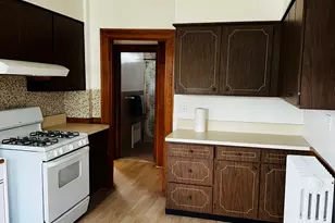 20 Amaryllis Ave, Waterbury, CT 06710 - Photo 9