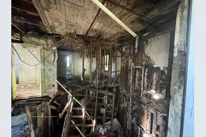 11 Division Street, Norwich, CT 06360 - Photo 9