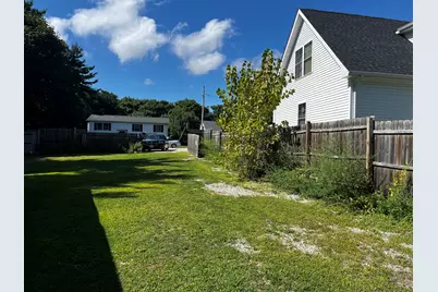 30 Margaret Street, New London, CT 06320 - Photo 3