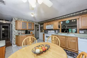 201 Rimmon Rd, North Haven, CT 06473 - Photo 15