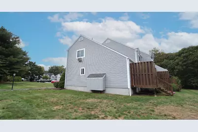 164 Stoneheights Drive #164, Waterford, CT 06385 - Photo 5