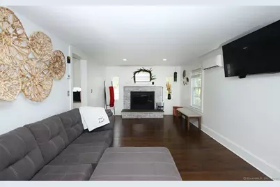 32 Clough Road, Waterbury, CT 06708 - Photo 5