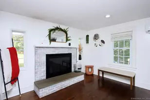 32 Clough Rd, Waterbury, CT 06708 - Photo 7