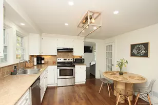 32 Clough Rd, Waterbury, CT 06708 - Photo 11