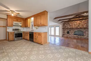 41 Sullivan Dr, Redding, CT 06896 - Photo 11