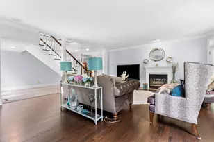 101 Brambley Hedge Circle, Fairfield, CT 06824 - Photo 9