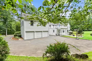 101 Brambley Hedge Circle, Fairfield, CT 06824 - Photo 39