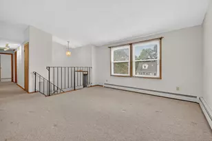 105 Hawks Nest Cir, Middletown, CT 06457 - Photo 19