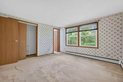 105 Hawks Nest Circle, Middletown, CT 06457 - Photo 7