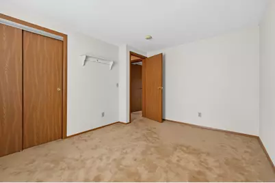 105 Hawks Nest Circle, Middletown, CT 06457 - Photo 11