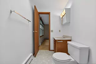 105 Hawks Nest Cir, Middletown, CT 06457 - Photo 9