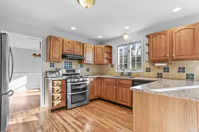 25 Pequot Avenue, Fairfield, CT 06890 - Photo 17