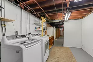 53 Cleveland St, Putnam, CT 06260 - Photo 13