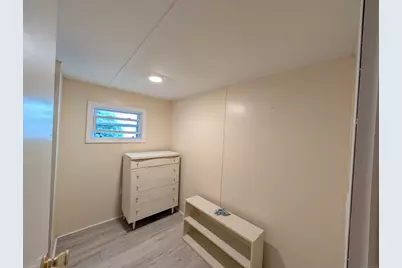 14 Horseshoe Drive, Shelton, CT 06484 - Photo 7