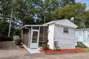 14 Horseshoe Dr, Shelton, CT 06484 - Photo 1