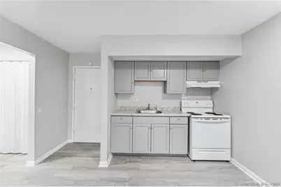 1150 Ogden St Extension #208, Bridgeport, CT 06610 - Photo 5