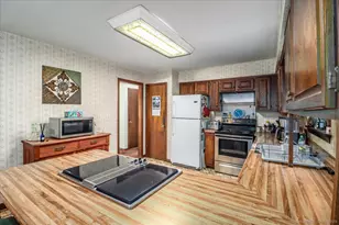 49 Quaker Ridge Rd, Sherman, CT 06784 - Photo 9