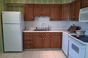 147 Centerbrook Rd, Hamden, CT 06518 - Photo 3