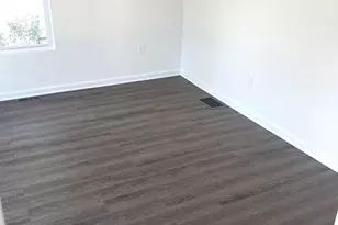 93 Clifford St, Bridgeport, CT 06607 - Photo 9