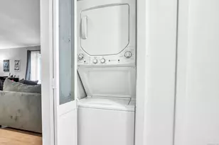 751 W Main St, Cheshire, CT 06410 - Photo 17