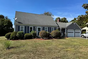 67 Royal Oak Cir, Meriden, CT 06450 - Photo 1