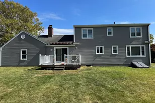 67 Royal Oak Cir, Meriden, CT 06450 - Photo 3